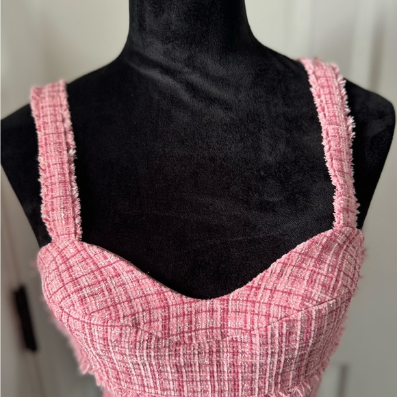 Guess NWOT Women's Sleeveless Emily Crop Top Vintage Blush Pink Small - Picture 7 of 11